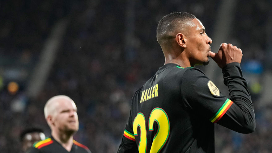 Haller Heerenveen Goal 880