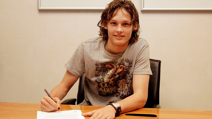 Daley Blind Eerste Contract