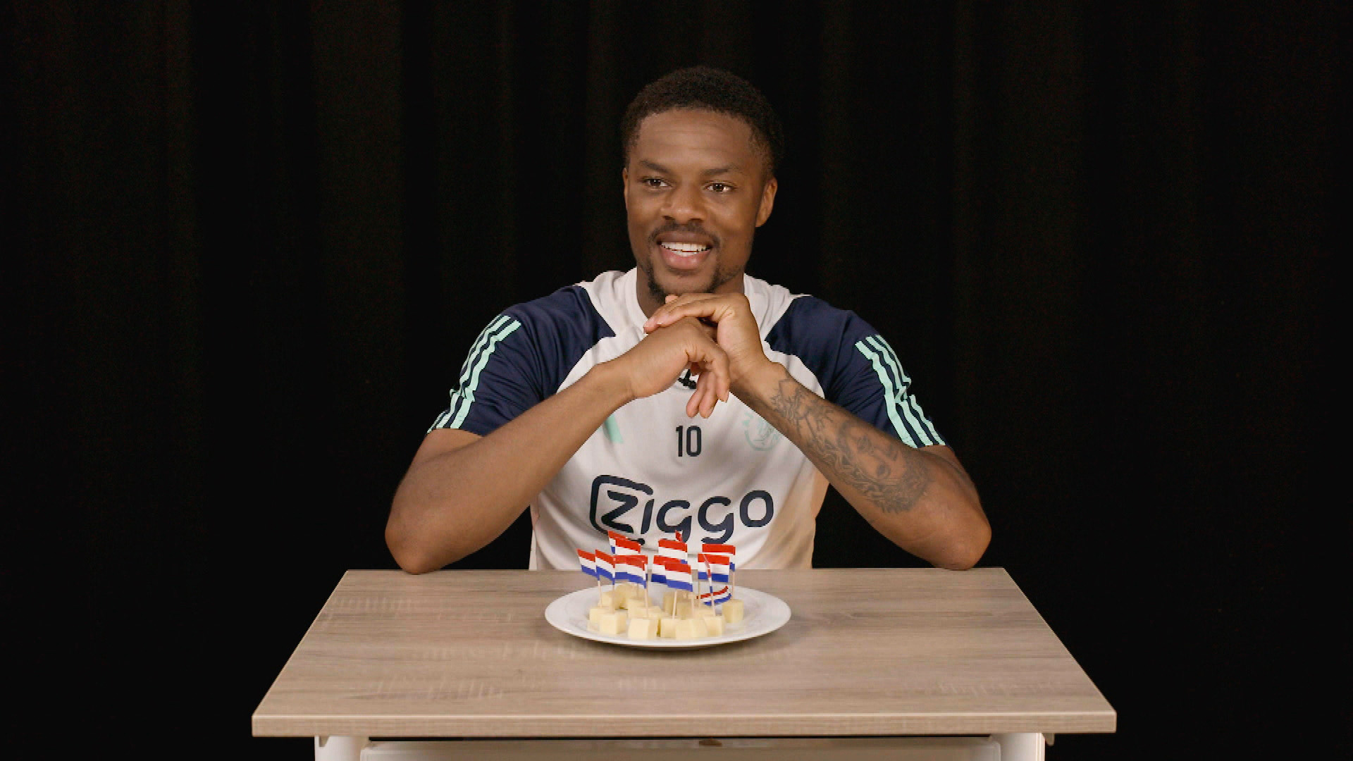 Dutch lesson with Akpom: 'I would eat this as dessert'