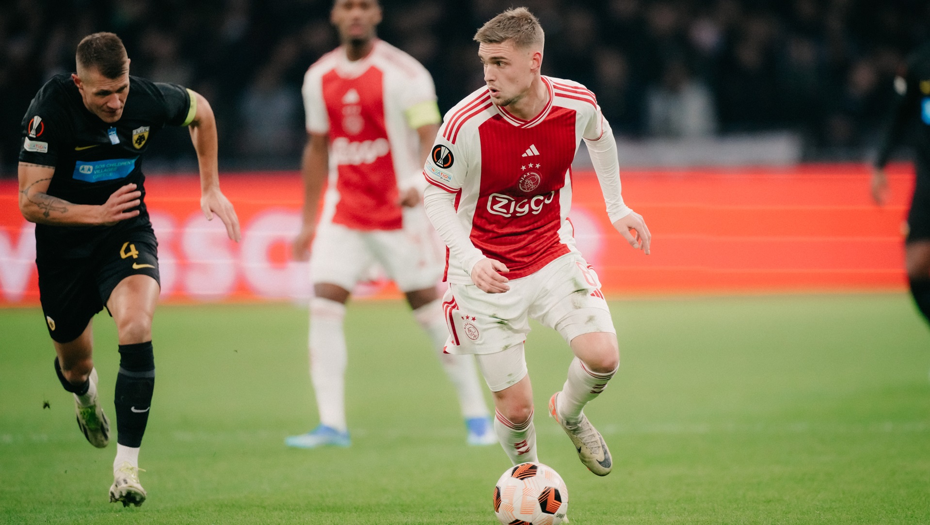 Highlights Ajax – AEK Athens | European football after the winter