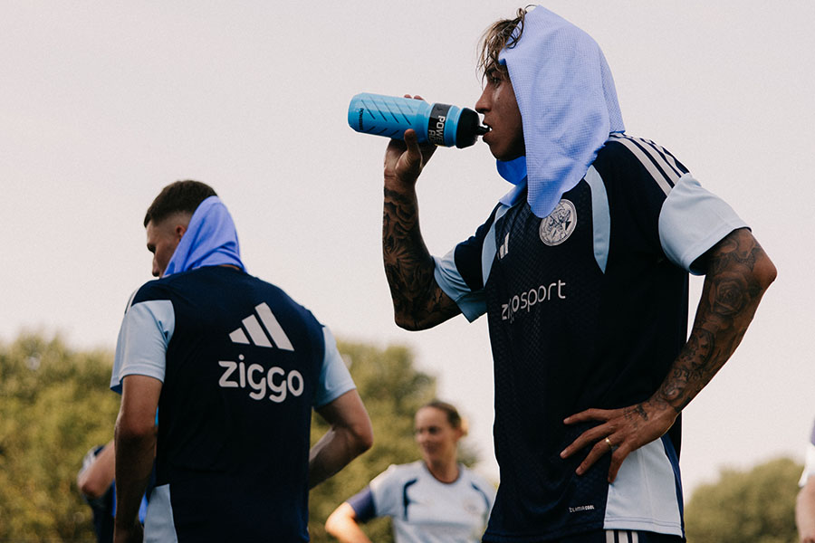 Eerste Training 25